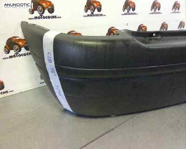 Paragolpes de renault - clio. 