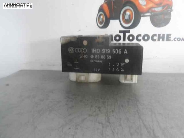 369581 - caja reles / fusibles de