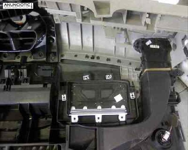 Salpicadero de renault - modus. 