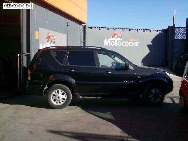 Salpicadero de ssangyong - rexton. 