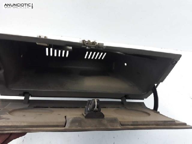 686340 guantera opel corsa a b&aacute;sico