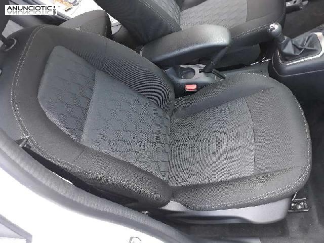 688758 juego citroen c-elys&eacute;e feel