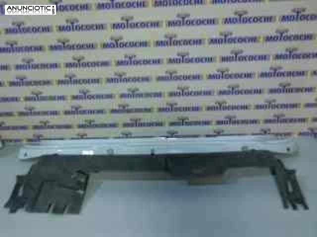 121302 travesa&ntilde;o renault kangoo