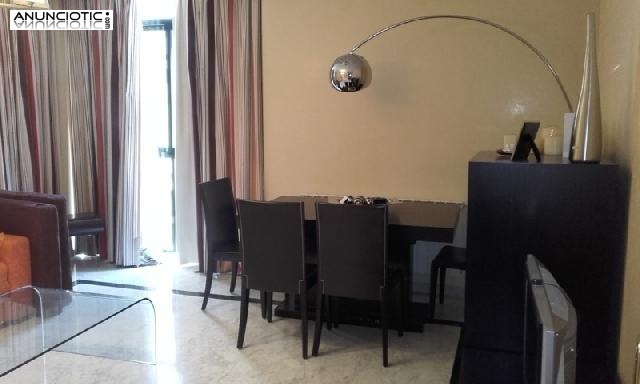 Se vende piso de 115 m en centro