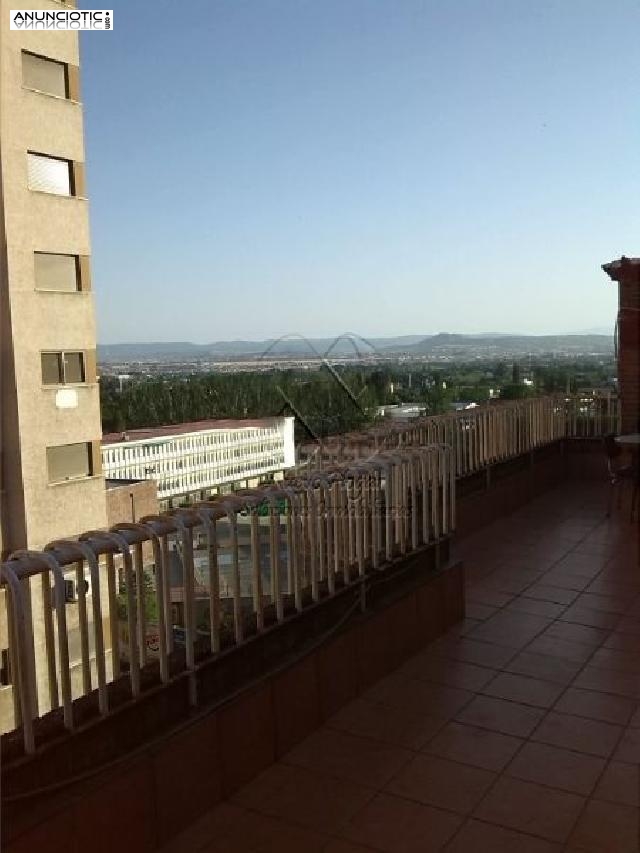 Econ&oacute;mico atico en ciencias de 120 m2