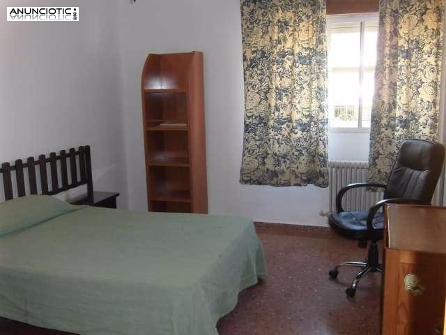 Muy econ&oacute;mico piso en pajaritos de 95 m2