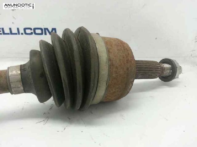 Transmision delantera derecha scenic iii a&ntilde;o 2014