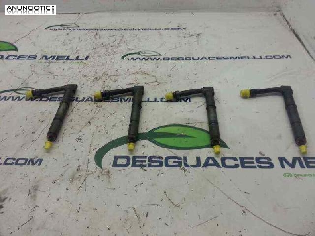 Inyector 1330978 de nissan r-0316484391