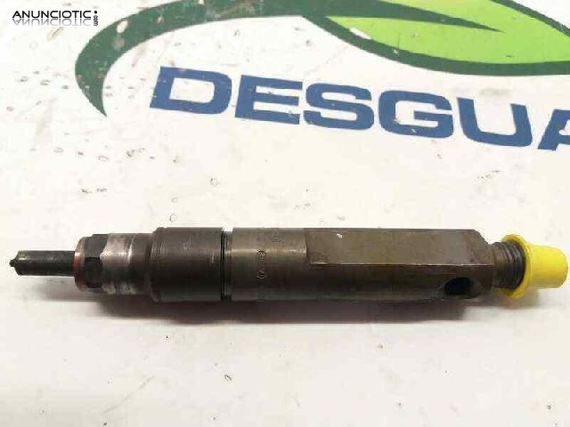 Inyector 1893224 de renault