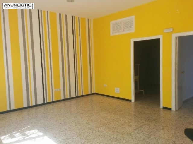 Asombroso local comercial en gibrale&oacute;n