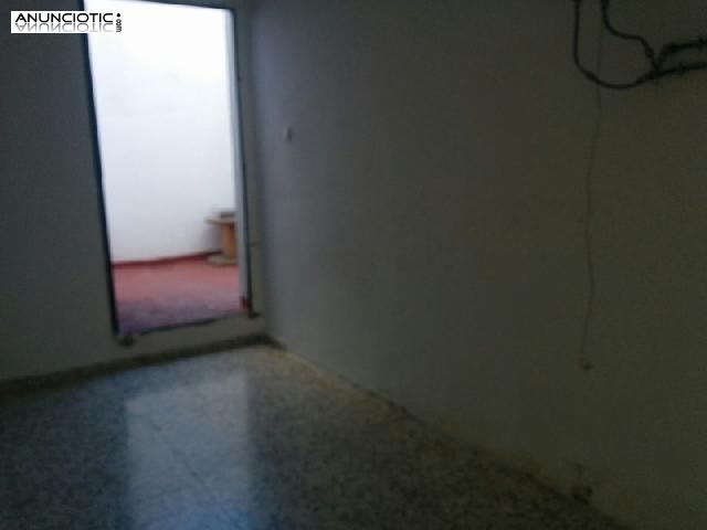 Asombroso local comercial en gibrale&oacute;n