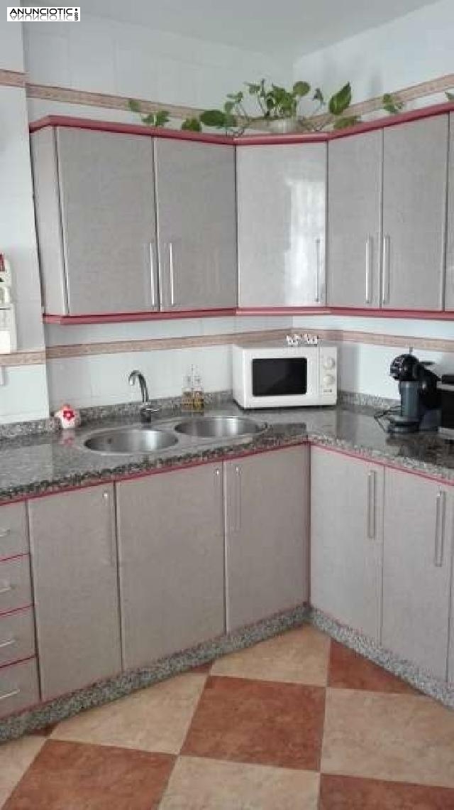 Rom&aacute;ntico piso en huelva de 74 m2