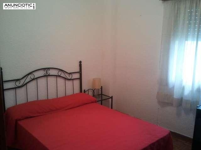 Econ&oacute;mico piso en zona centro de 89 m2
