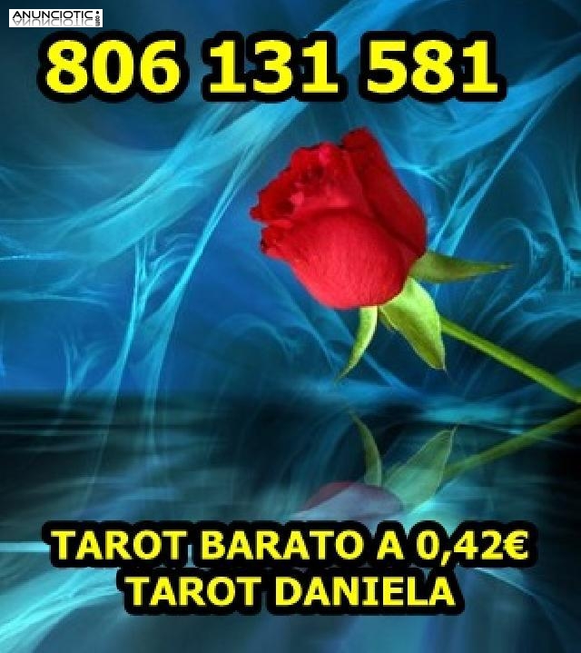Tarot Barato de Daniela. 806 131 581. Econ&oacute;mico a 0,42�/min./