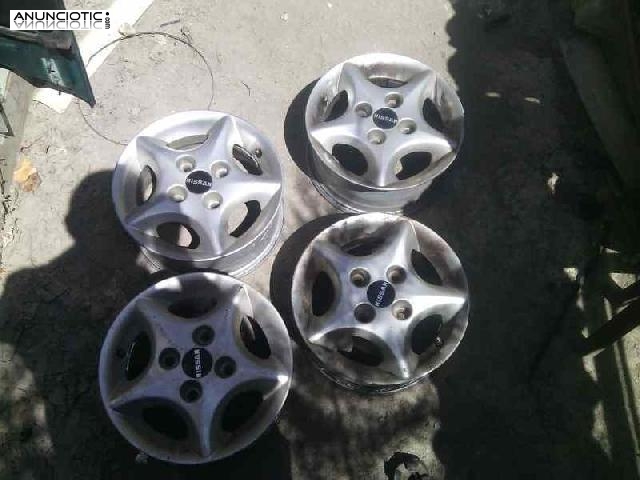 Llanta aleaci&oacute;n r-13 de nissan 143224