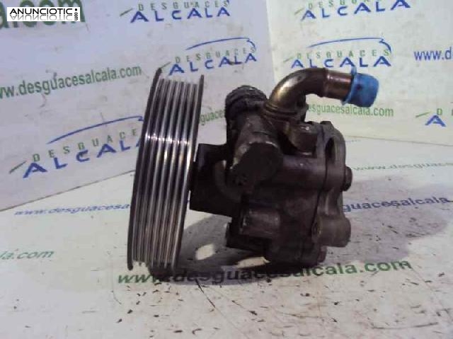 Bomba direcci&oacute;n de seat 667201