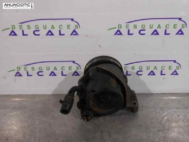 Bomba direcci&oacute;n de renault 179570
