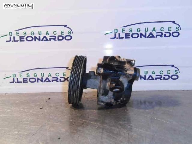 Bomba direcci&oacute;n de renault 175145