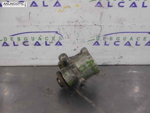 Bomba direcci&oacute;n26066369 de audi 185804