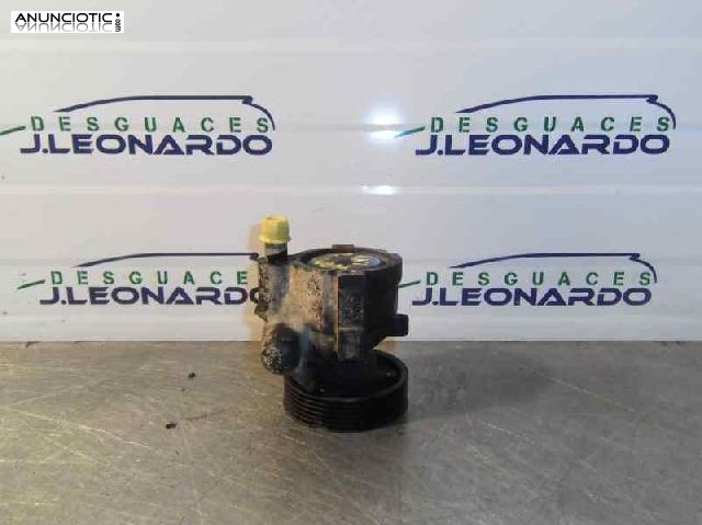 Bomba direcci&oacute;n de renault 175137