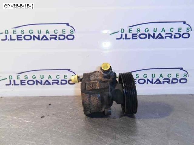 Bomba direcci&oacute;n de renault 175137