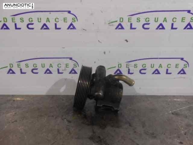 Bomba direcci&oacute;n de peugeot 182061