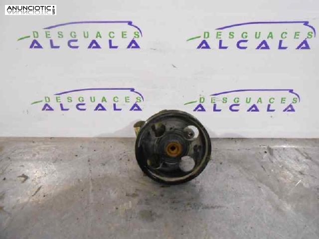 Bomba direcci&oacute;n de renault 178584
