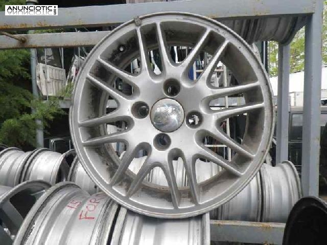 Llanta aleaci&oacute;n r-15 de ford 143203