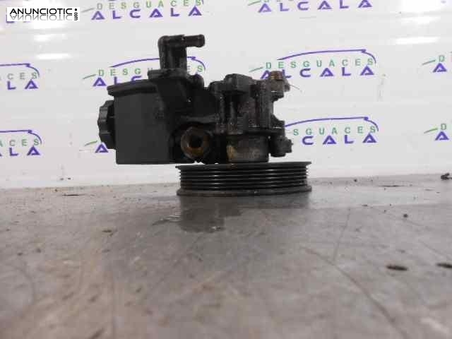 Bomba direcci&oacute;n de mercedes 181850