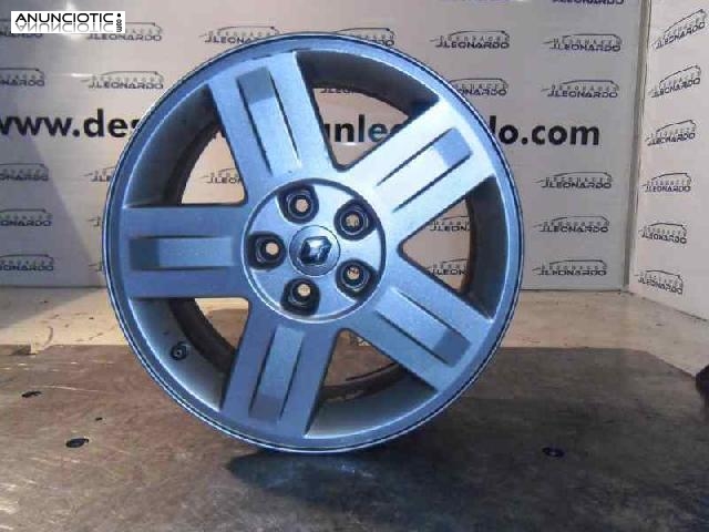 Llanta aleaci&oacute;n r17 de renault 170240