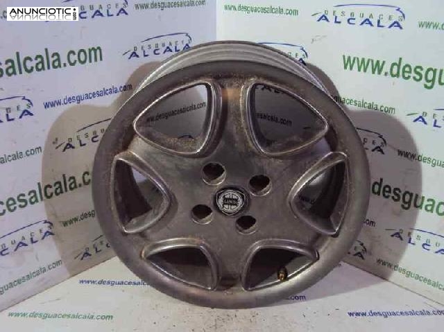 Llanta aleaci&oacute;n 15 de lancia 654518