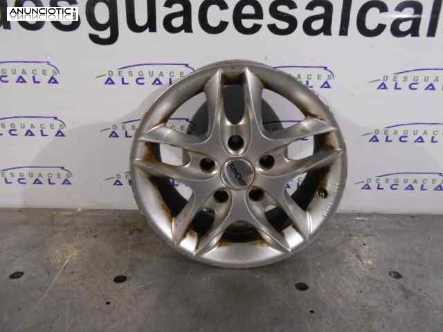 Llanta aleaci&oacute;n r15 de bmw 181808