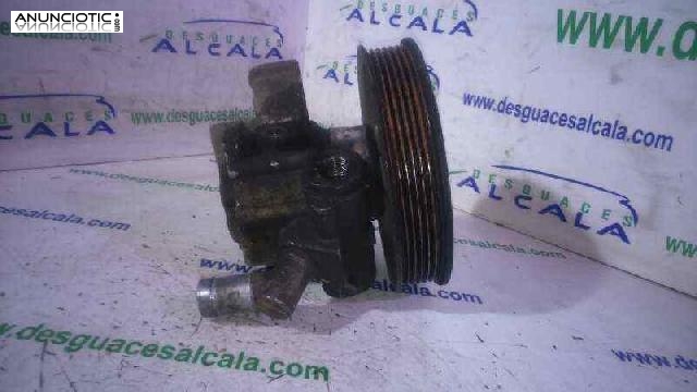 Bomba direcci&oacute;n de mercedes 639840