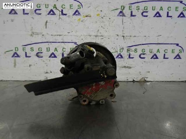 Bomba direcci&oacute;n de peugeot 284891 