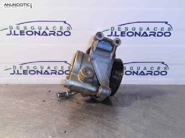 Bomba direcci&oacute;n de renault 175144 