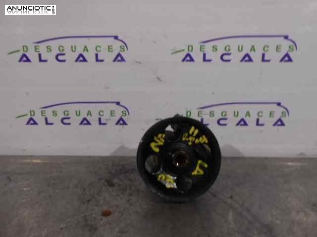 Bomba direcci&oacute;n de renault 181619 