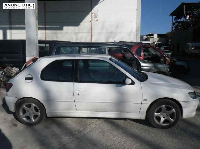 Bomba direcci&oacute;n de peugeot 483434 
