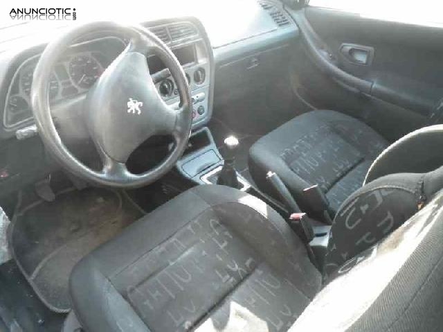 Bomba direcci&oacute;n de peugeot 483434 