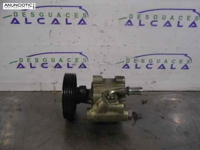 Bomba direcci&oacute;n de renault 185136 