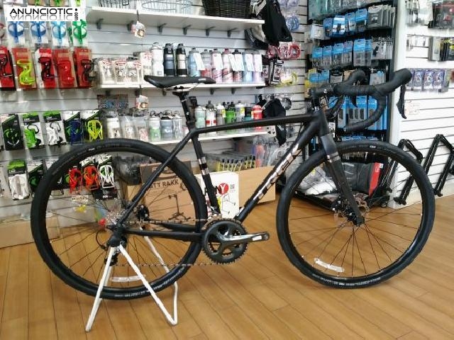 2018 Trek &Eacute;monda SLR 8
