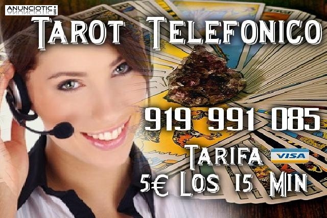 Descubre Tu Futuro A Trav&eacute;s del Tarot