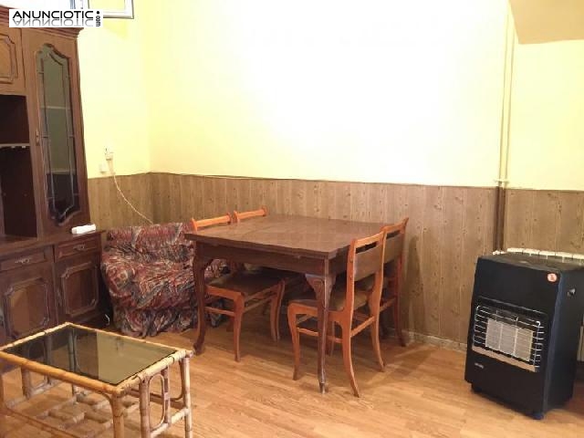 Econ&oacute;mica casa de 80m2 todo exterior, en inmej...