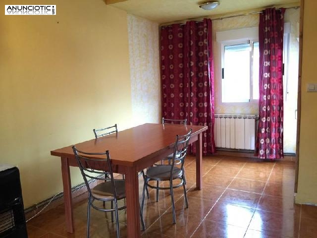 Se vende 2&ordm; piso sin ascensor muy luminoso en 