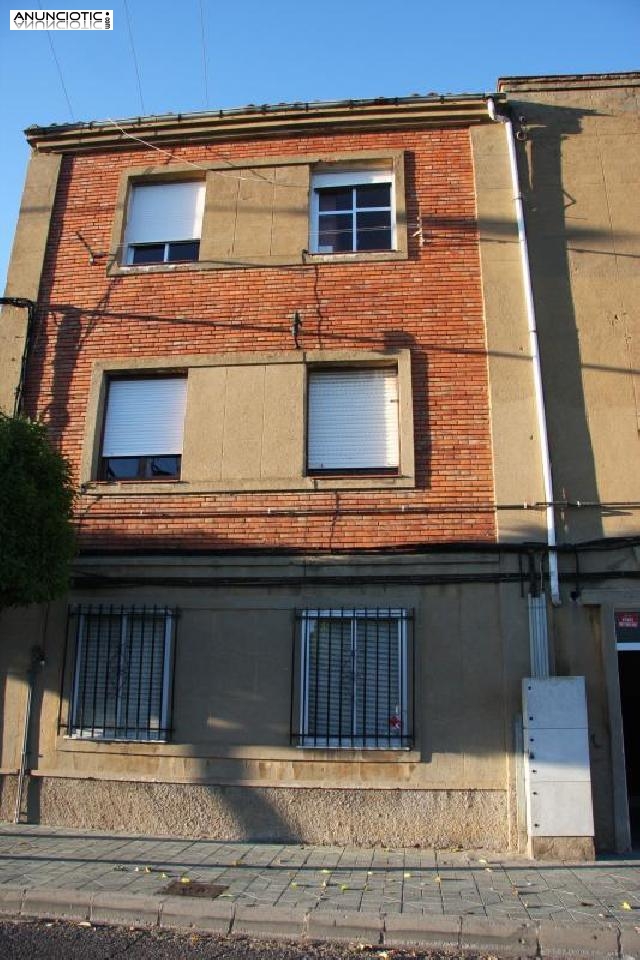 Se vende 2&ordm; piso sin ascensor para reformar 