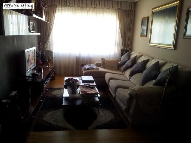 Se vende un 4&ordm; piso de 95 m&sup2; &uacute;tiles distrib