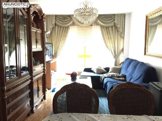 Se alquila 2&ordm; piso, muy luminoso en zona pol&iacute;