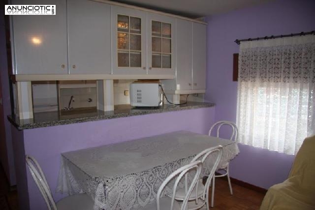 Se alquila 9&ordm; piso con ascensor muy luminoso 