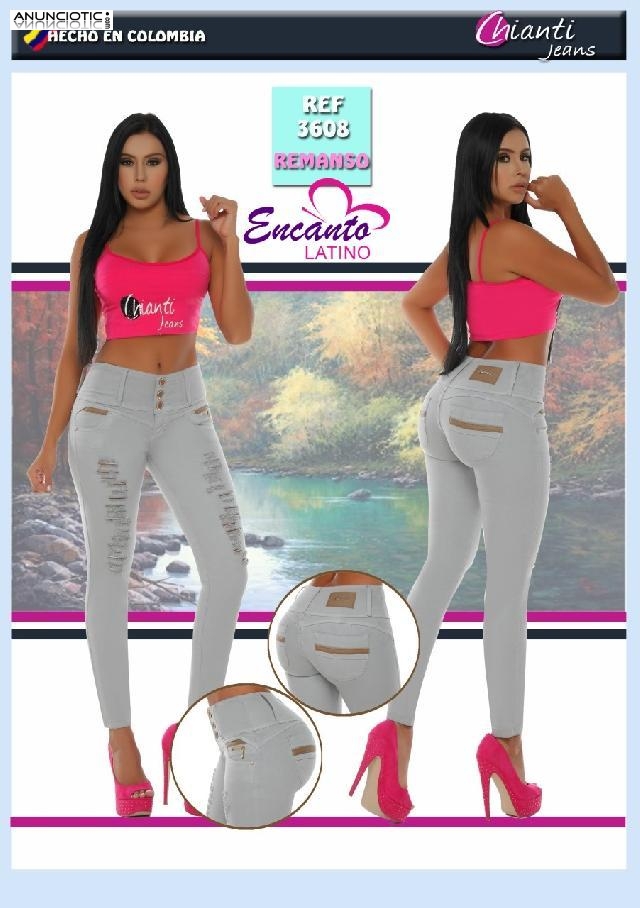 La Moda Latina m&aacute;s sexy.