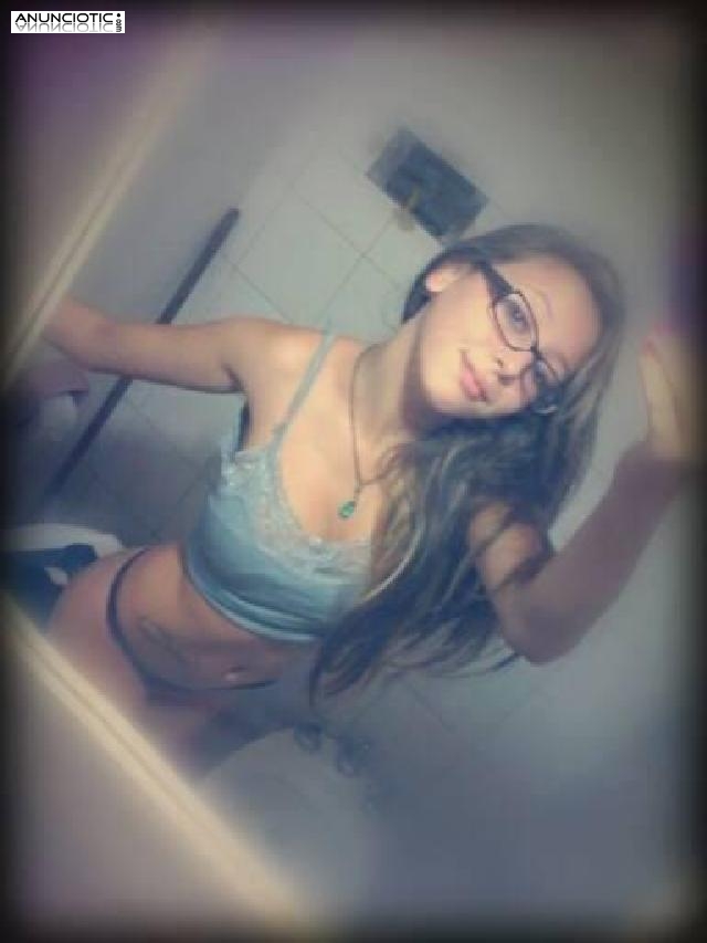 NI&Ntilde;ATA DE 18 CON EL CO&Ntilde;ITO MOJADITO