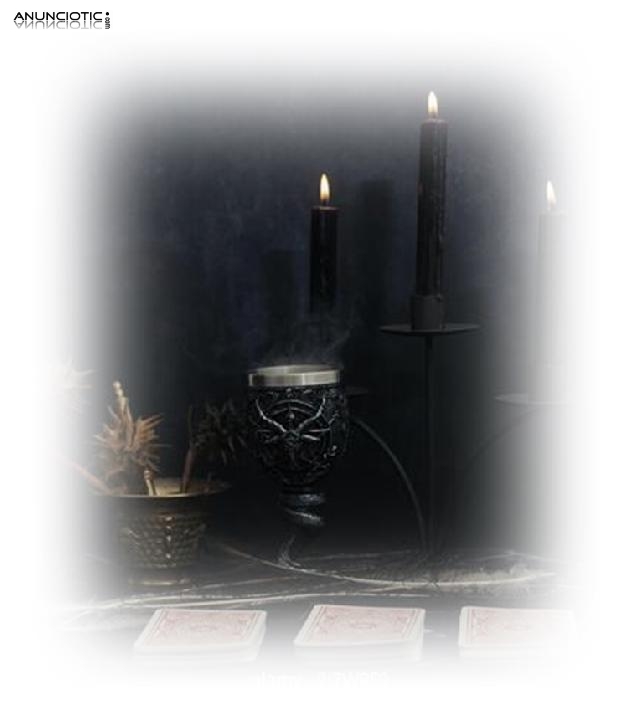 Tarot Online Econ&oacute;mico Sobre O Amor, 4 De Bastos Tarot Amor